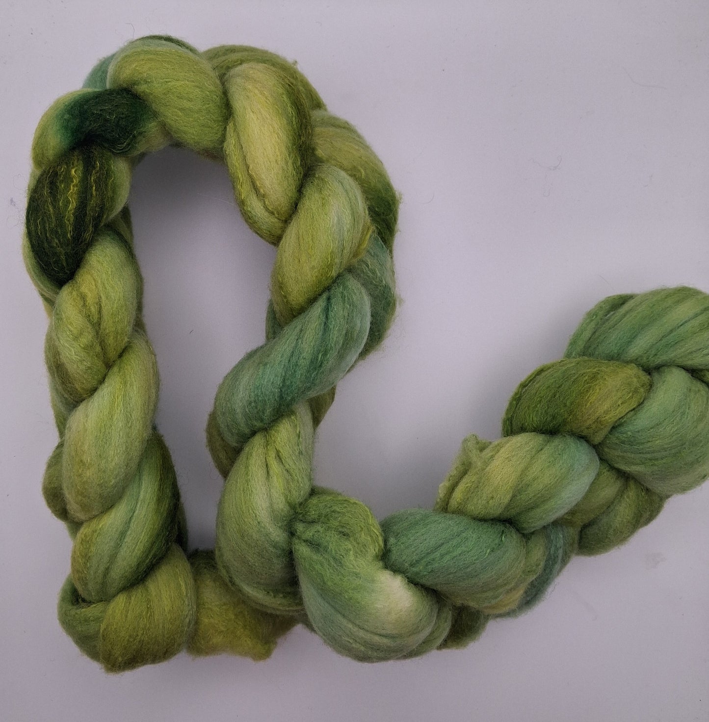 "Peridot" 100G Rambouillet/Silk luxury hand dyed fibre combed top