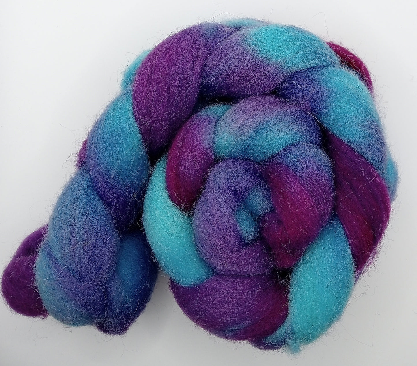 100G Radnor hand dyed fibre combed top - "Aqua Violet Fusion"