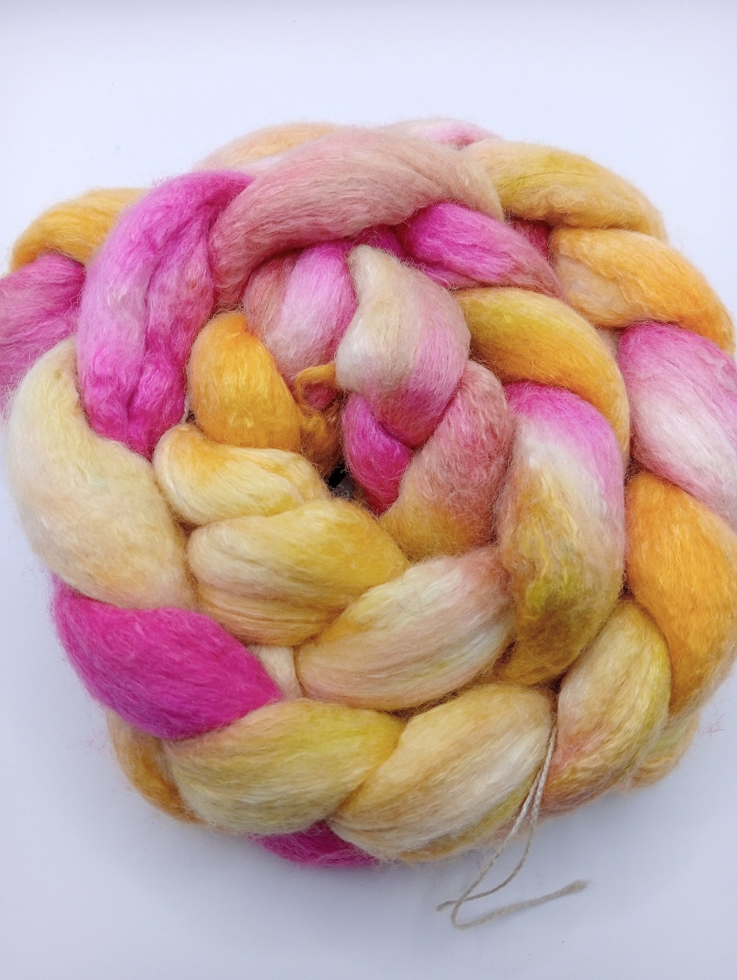 100G Merino/Silk hand dyed fibre combed top - "Sweet Pea"