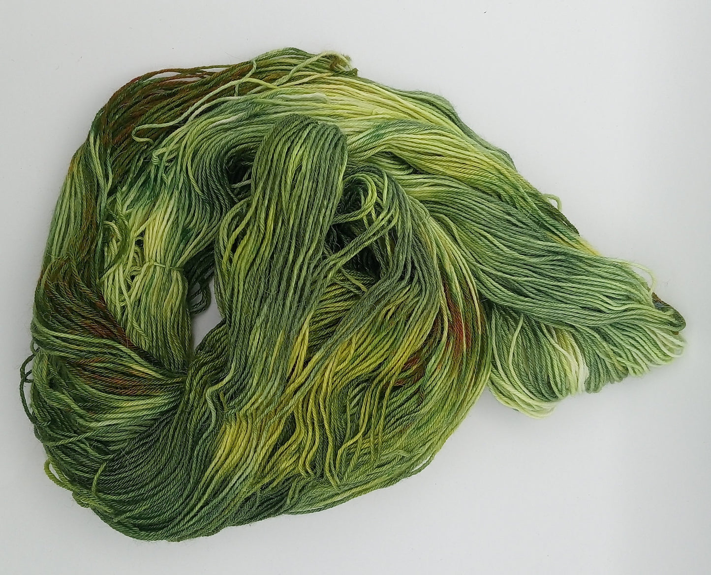 100G Merino/baby Alpaca/Silk hand dyed Yarn 4 Ply- "Zuccini"