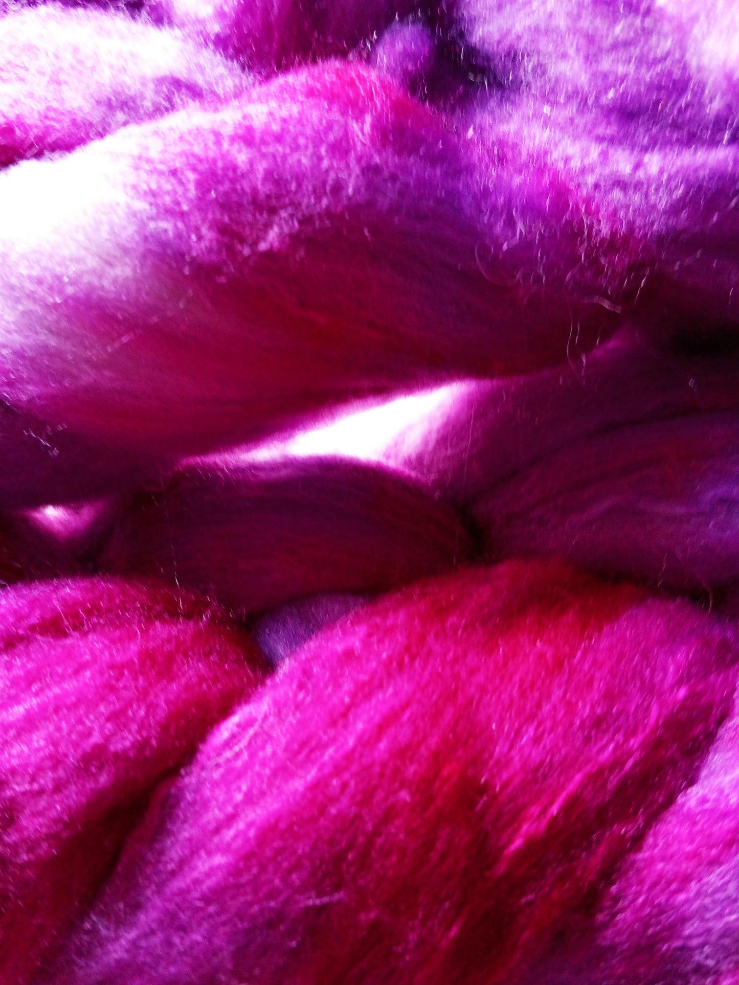 100G Rambouillet/Silk luxury hand dyed fibre combed top - "Purple Shield"