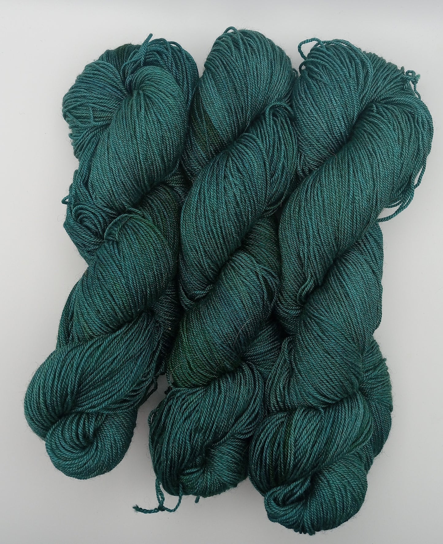 100G Merino/Silk/Yak hand dyed luxury Yarn 4 Ply- "Squeal for Teal"