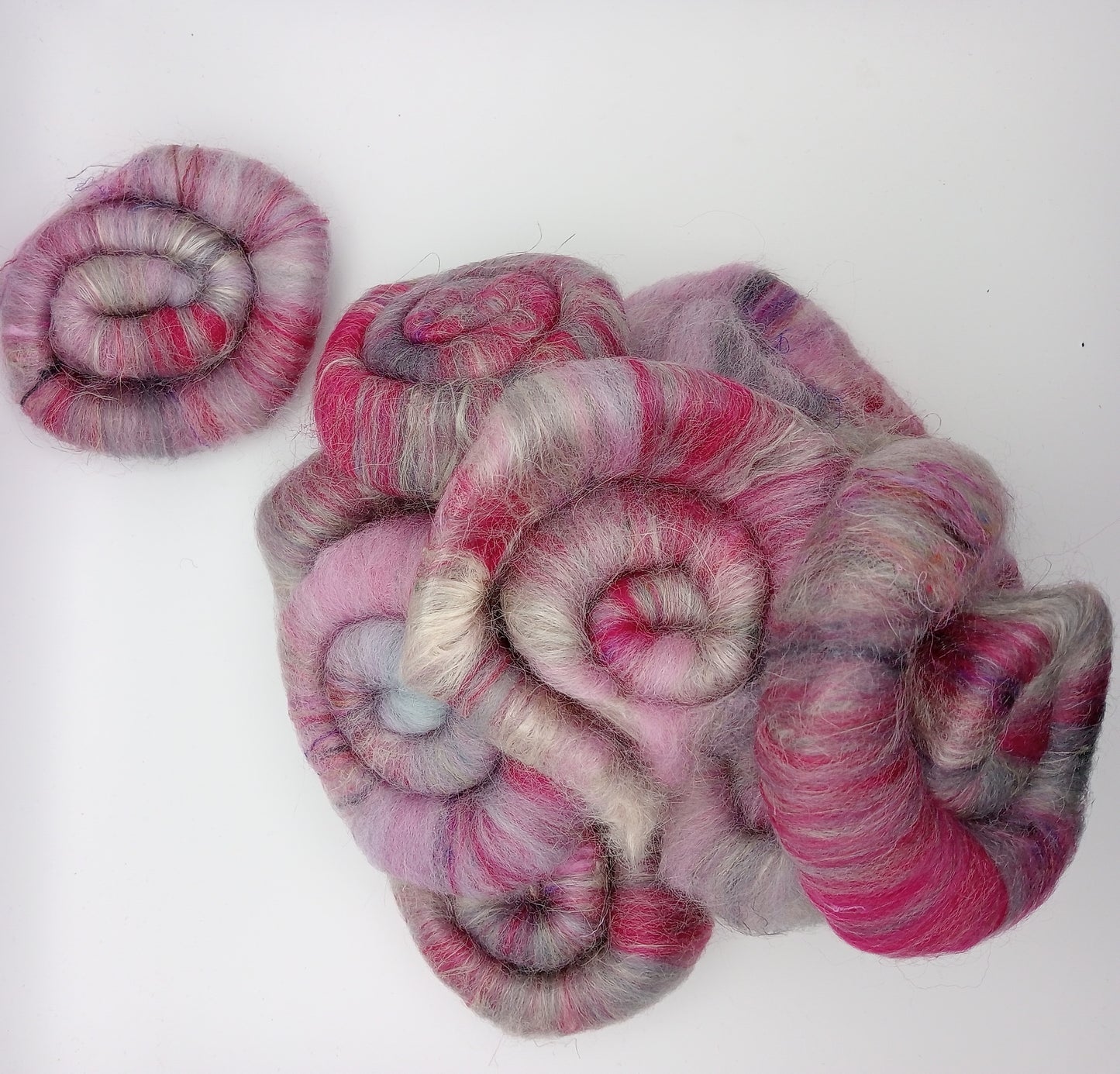 red and pink Rolags