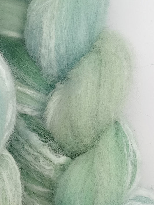 "Mint Ice" 100G merino/bamboo hand dyed fibre combed top