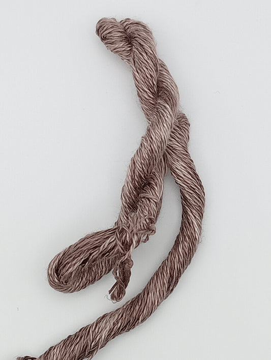 "Dead Spaniard" Tudor historical a grade mulberry silk 3g