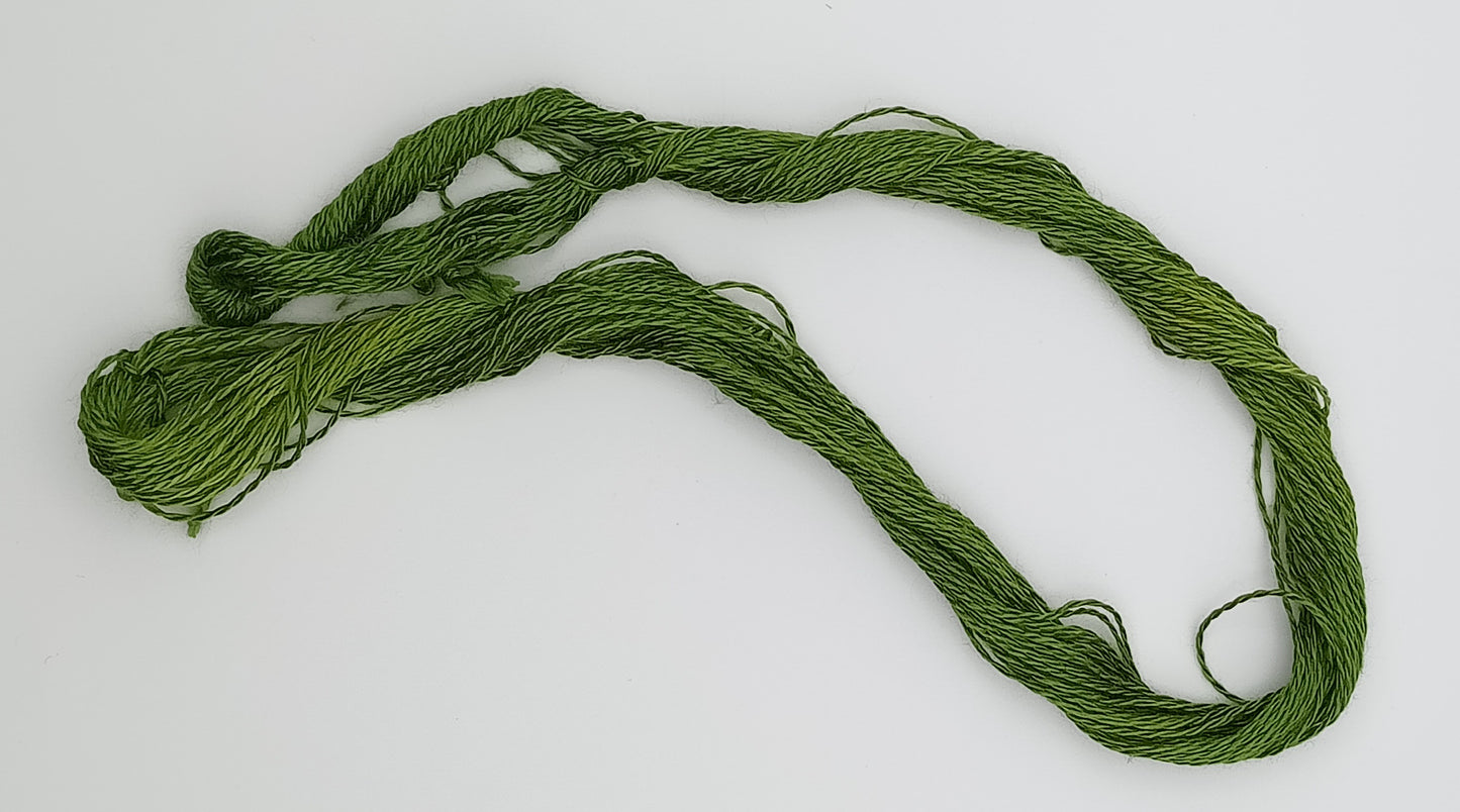 "Goose Turd Green" Tudor historical a grade mulberry silk 3g