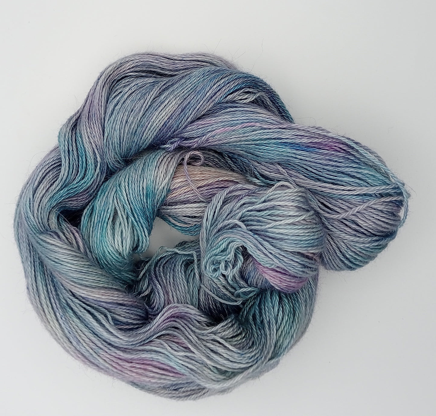"Hibiscus" 4 ply hand dyed yarn 100G Alpaca/Silk/   Cashmere