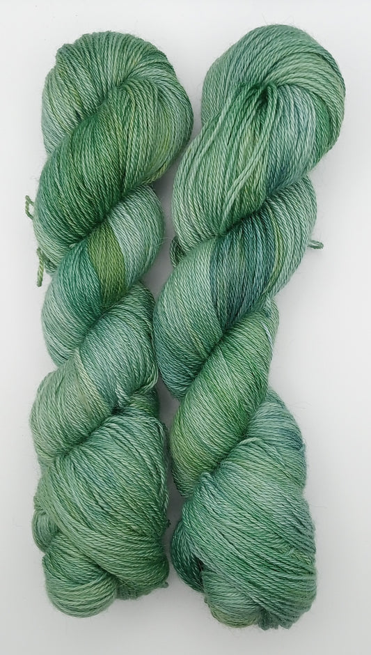 "Constable" 4 ply hand dyed yarn 100G Alpaca/Silk/   Cashmere