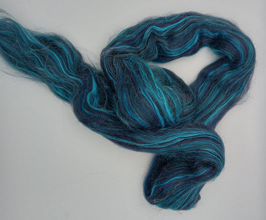 merino/mulberry blended combed top