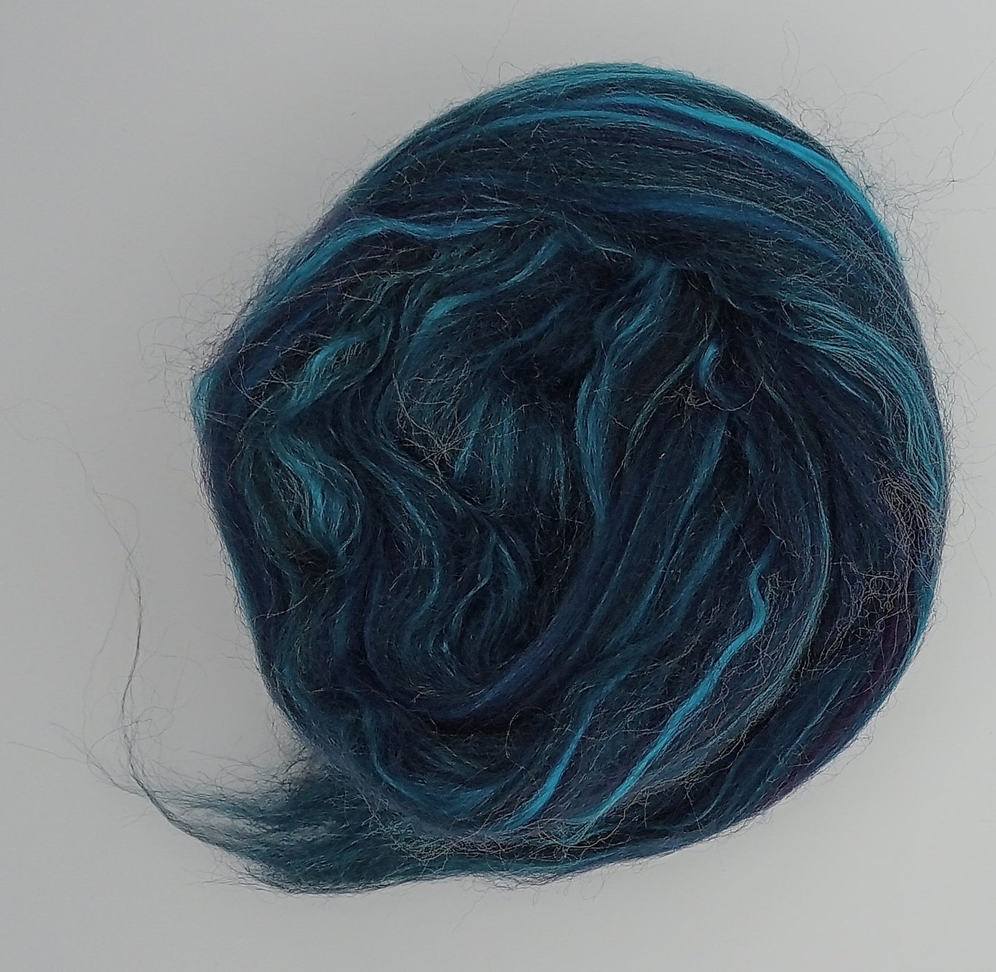 merino/mulberry blended combed top