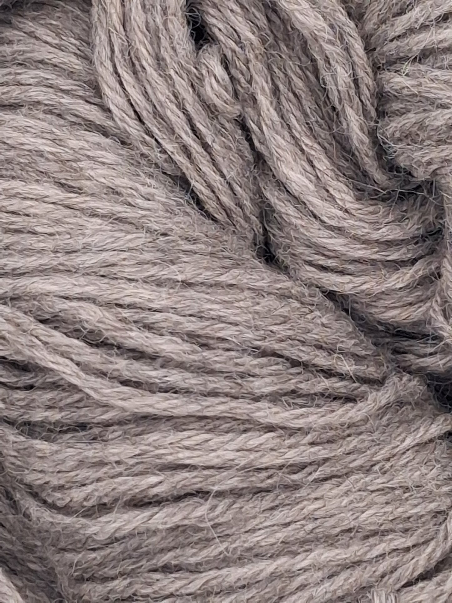 "Baby Llama" natural grey DK yarn