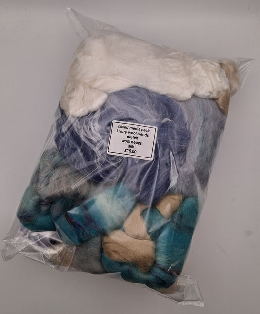 Mixed media pack - Sky Blues