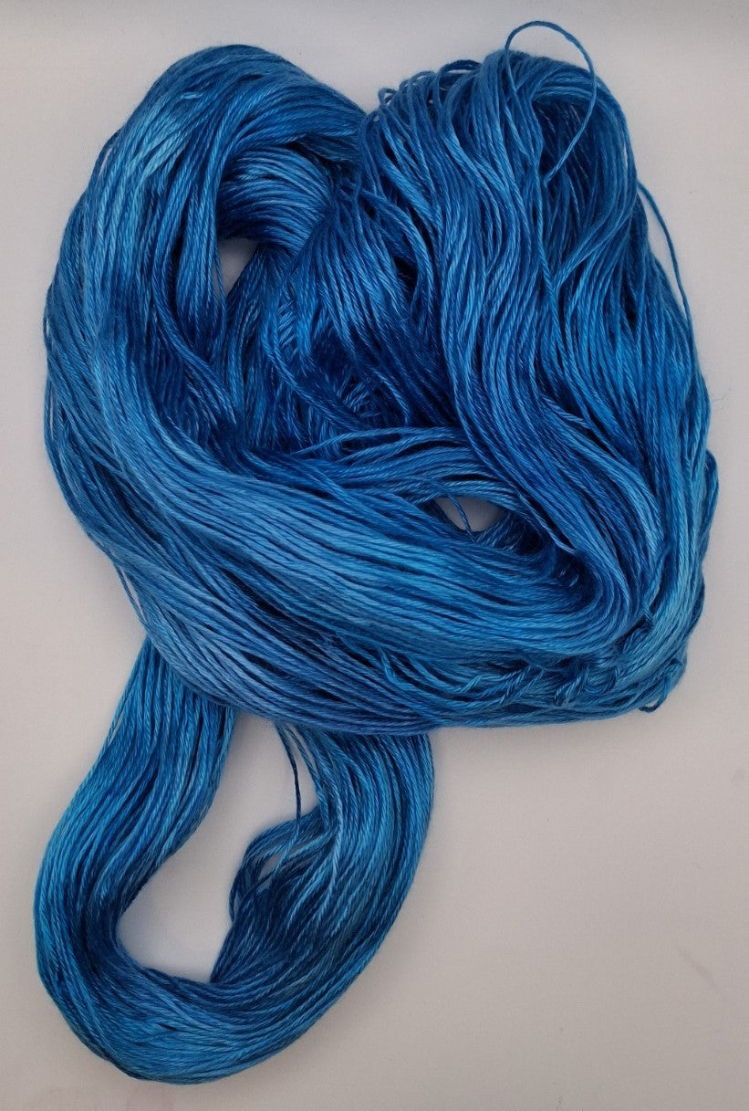 "DK-Tencel" 100G hand dyed luxury Yarn (sky blue)