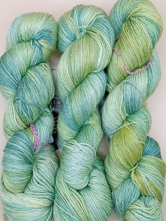 100G Bluefaced Leicester/Silk hand dyed 4 ply Yarn- "Evergreen Amaryllis"