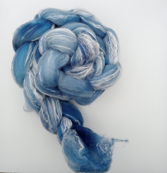 100G merino/bamboo hand dyed fibre combed top - "Cerulean Blue"