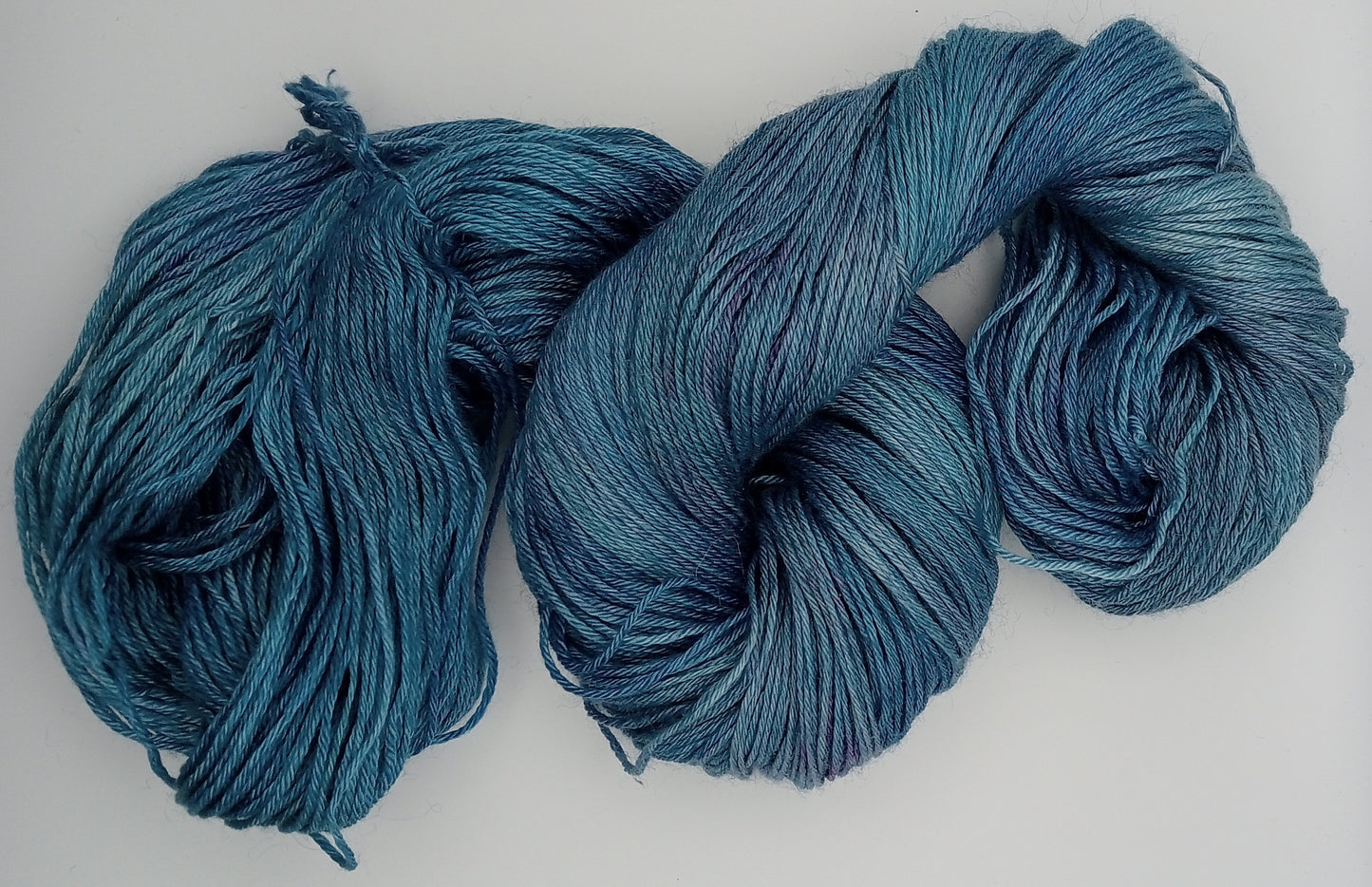 "Ocean blues" 4 ply hand dyed yarn 100G Bluefaced Leicester/Silk