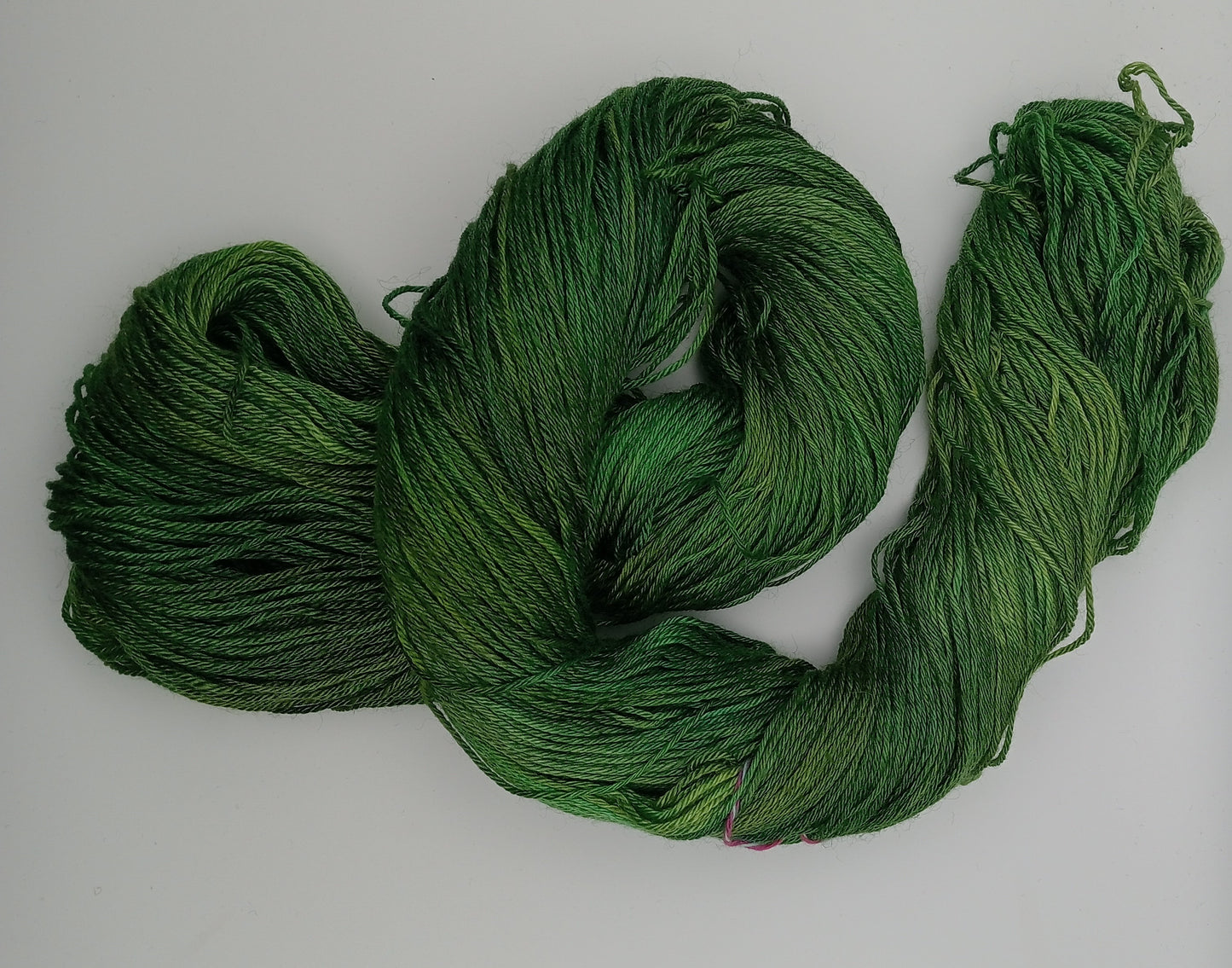"Lincoln Green" Merino/Silk hand dyed Yarn 4 Ply - non-superwash 100g