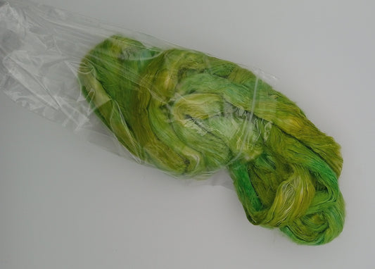 "Green" Hand Dyed Luxury 50G 'A' Grade Pure Mulberry Silk combed top