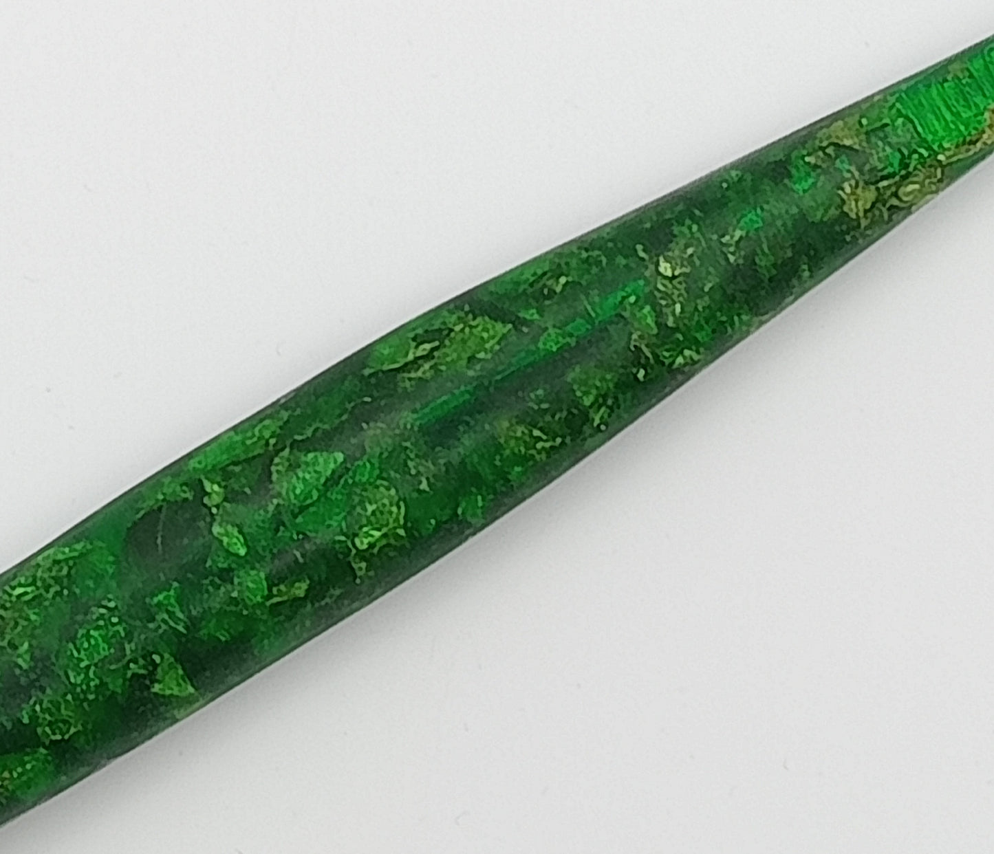 4.0 mm Ergonomic Crochet Hooks - Resin Hand Made Green