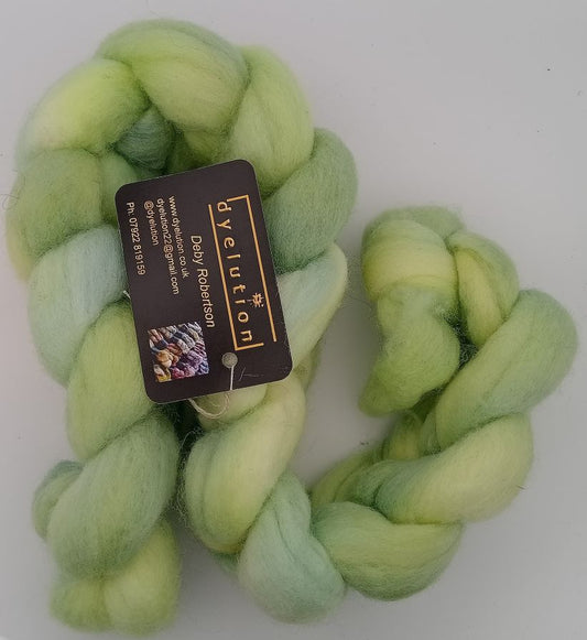 100G Falkland hand dyed fibre combed top - "Neon Pathos"