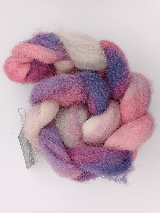 100G Cheviot hand dyed fibre combed top - "Hyacinth"