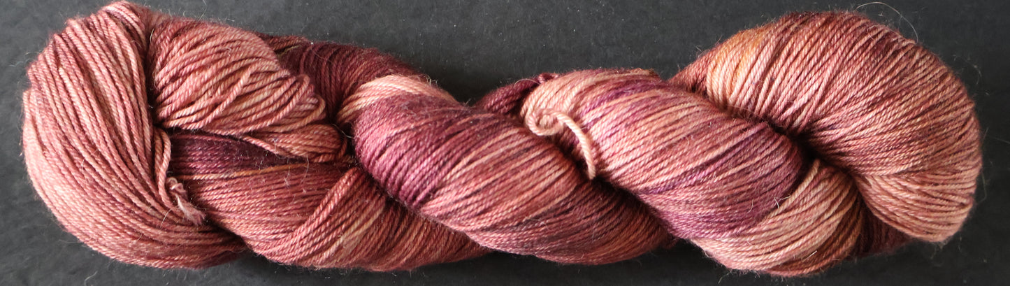 100G Merino/baby Alpaca/Silk hand dyed Yarn 4 Ply- "Sienna Elegance"