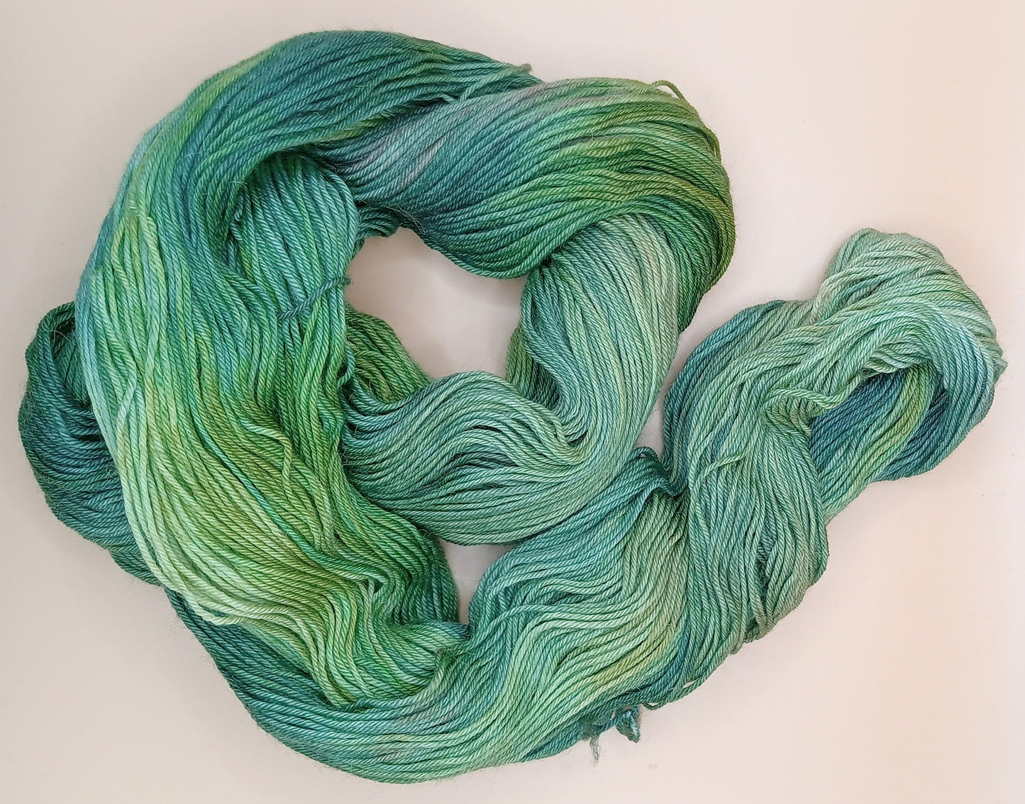 100G Merino/baby Alpaca/Silk hand dyed Yarn 4 Ply- "Malachite"