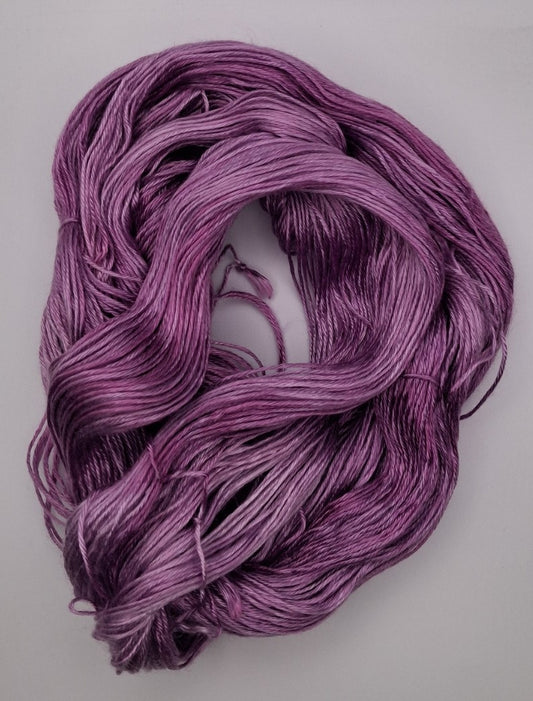 "DK-Tencel" 100G hand dyed luxury Yarn (Mauve Pink)