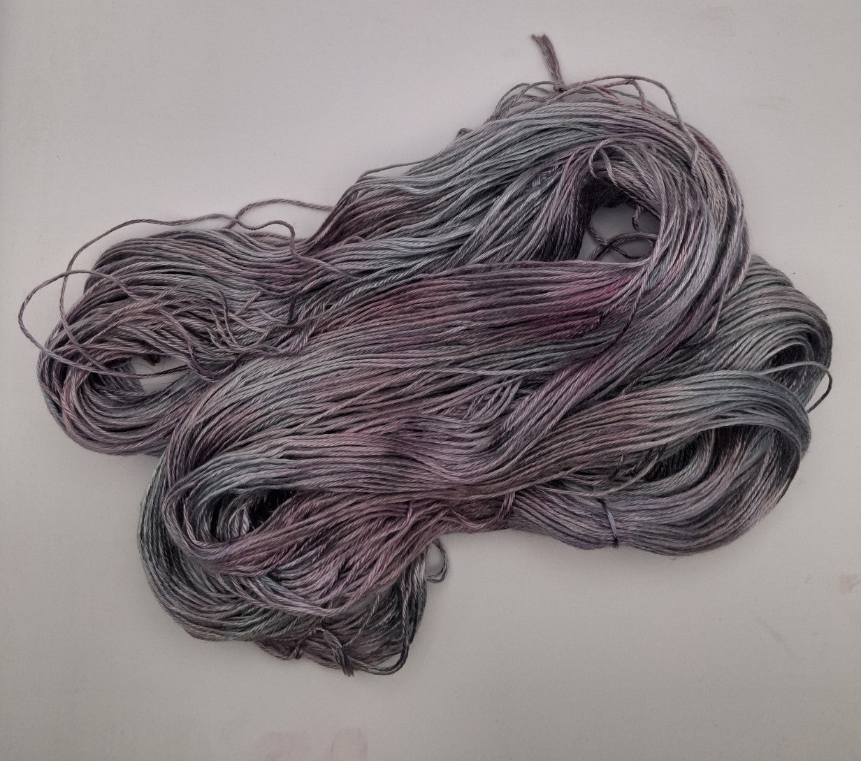 "DK-Tencel" 100G hand dyed luxury Yarn (Sage and Pink blush)